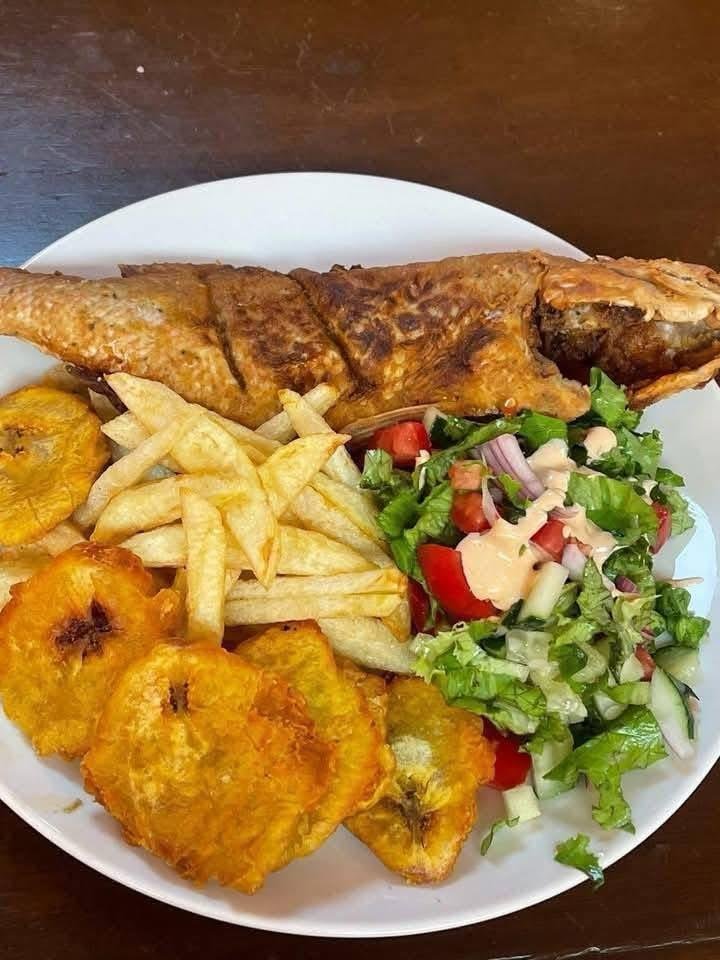 Pwason Fri Salad